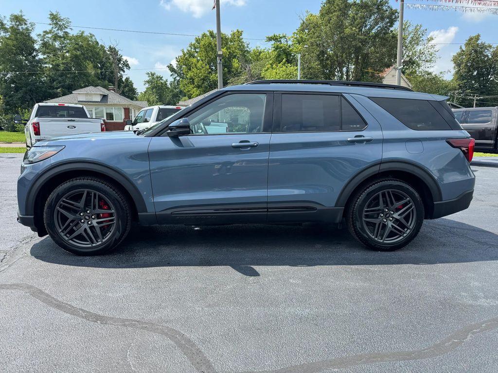 used 2025 Ford Explorer car, priced at $52,998
