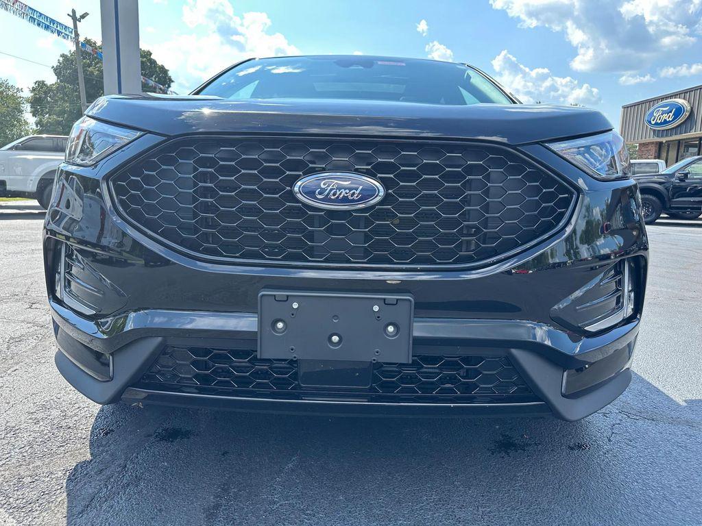 used 2024 Ford Edge car, priced at $35,295