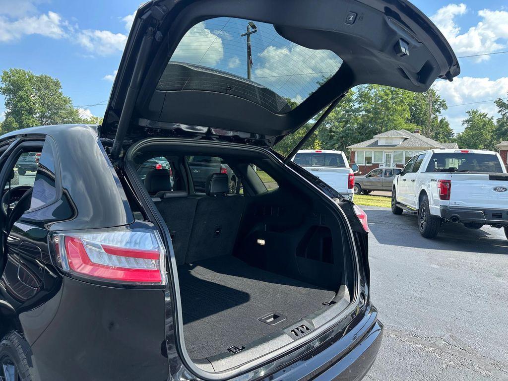 used 2024 Ford Edge car, priced at $35,295