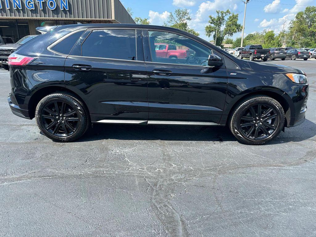 used 2024 Ford Edge car, priced at $35,295