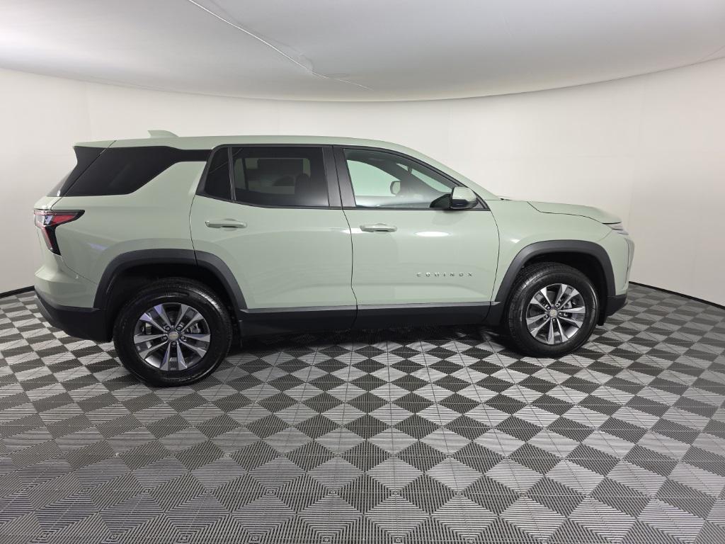 new 2026 Chevrolet Equinox car, priced at $30,495