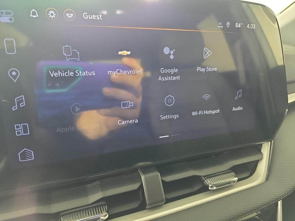 new 2026 Chevrolet Equinox car, priced at $30,495