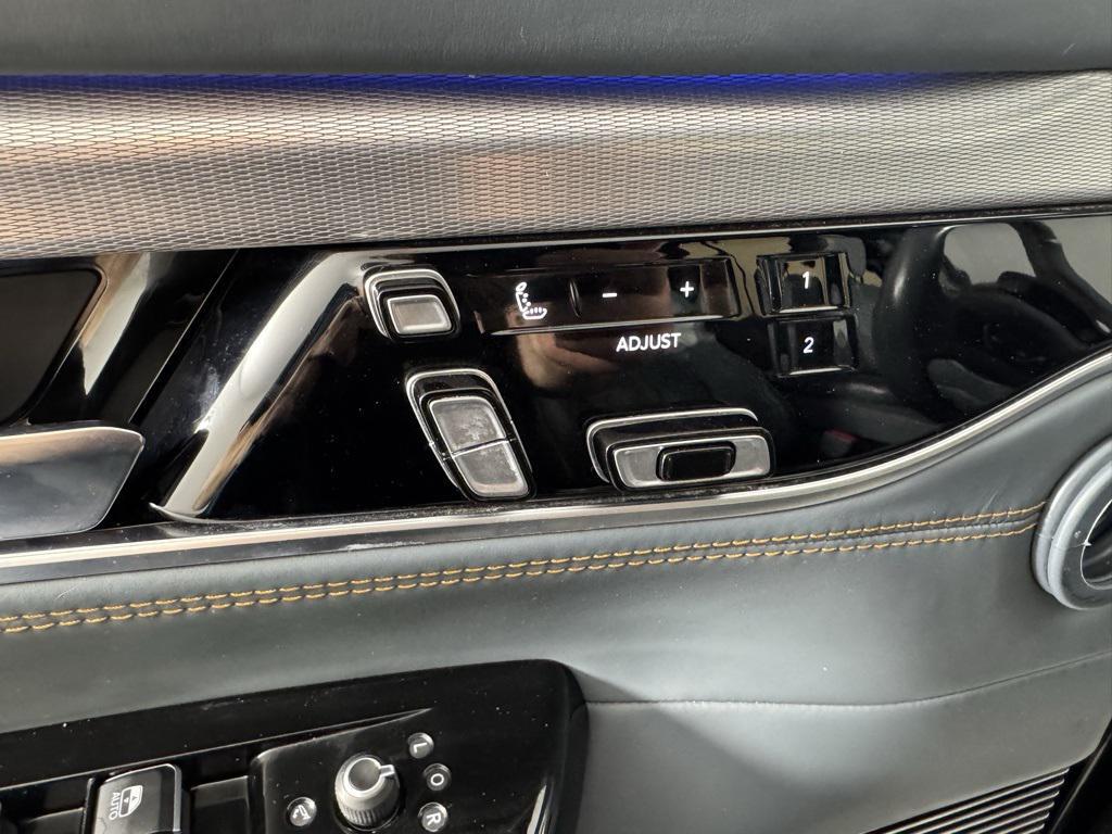 used 2022 Jeep Grand Wagoneer car, priced at $46,800