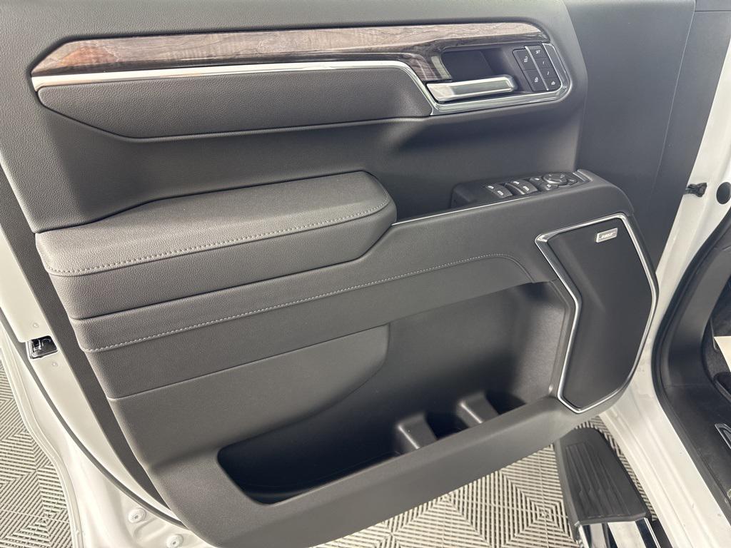 new 2025 Chevrolet Silverado 1500 car, priced at $70,970