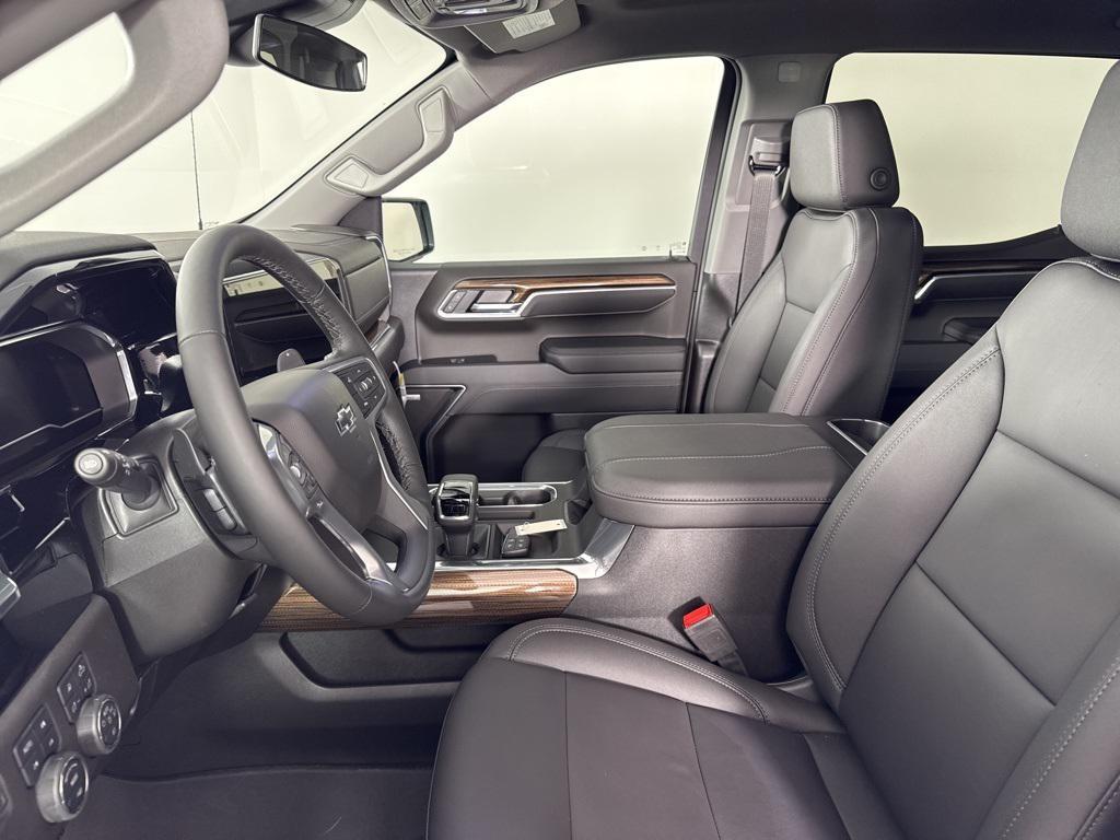 new 2025 Chevrolet Silverado 1500 car, priced at $68,000