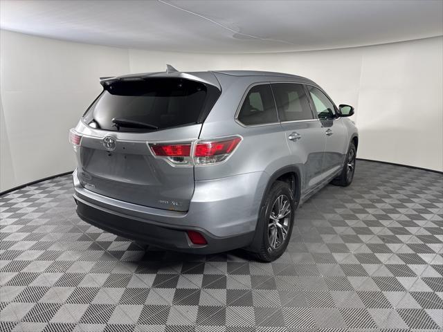 used 2016 Toyota Highlander car, priced at $21,522