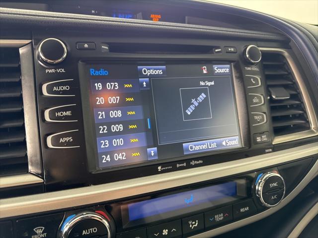 used 2016 Toyota Highlander car, priced at $21,522