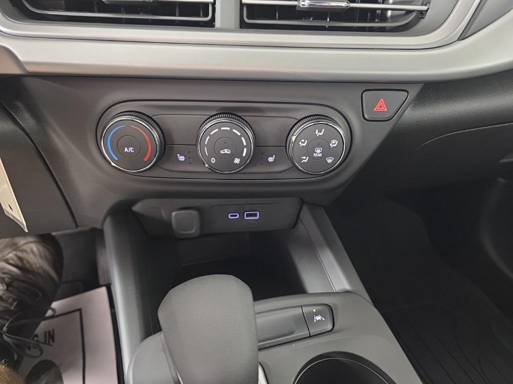 new 2026 Chevrolet Trax car, priced at $25,130