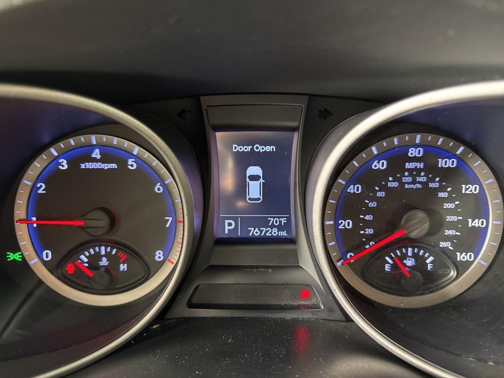 used 2016 Hyundai Santa Fe car, priced at $13,557