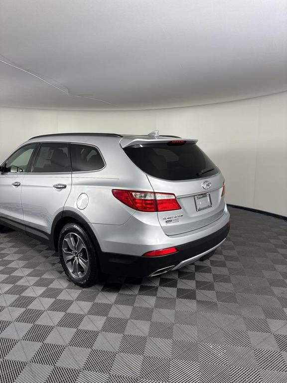 used 2016 Hyundai Santa Fe car, priced at $13,557
