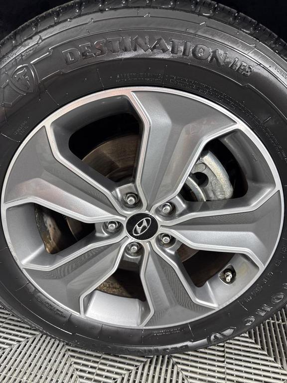 used 2016 Hyundai Santa Fe car, priced at $13,557