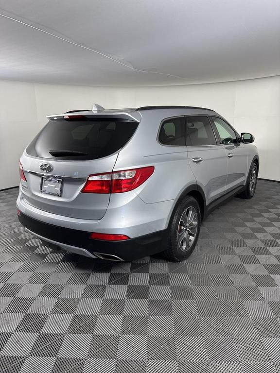 used 2016 Hyundai Santa Fe car, priced at $13,557