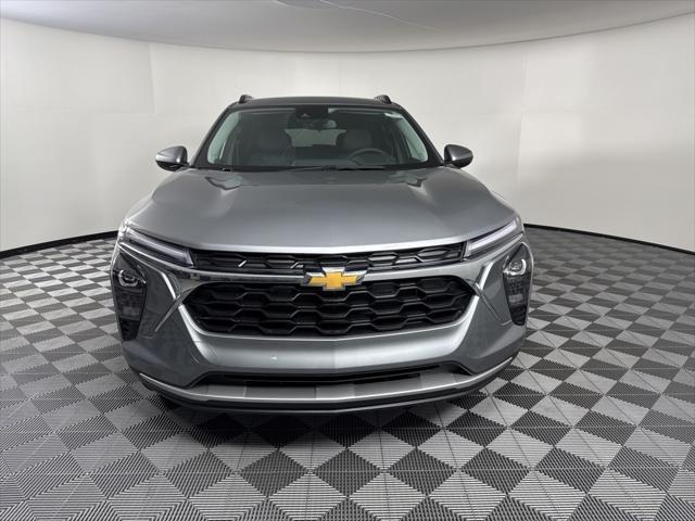 new 2025 Chevrolet Trax car, priced at $24,985