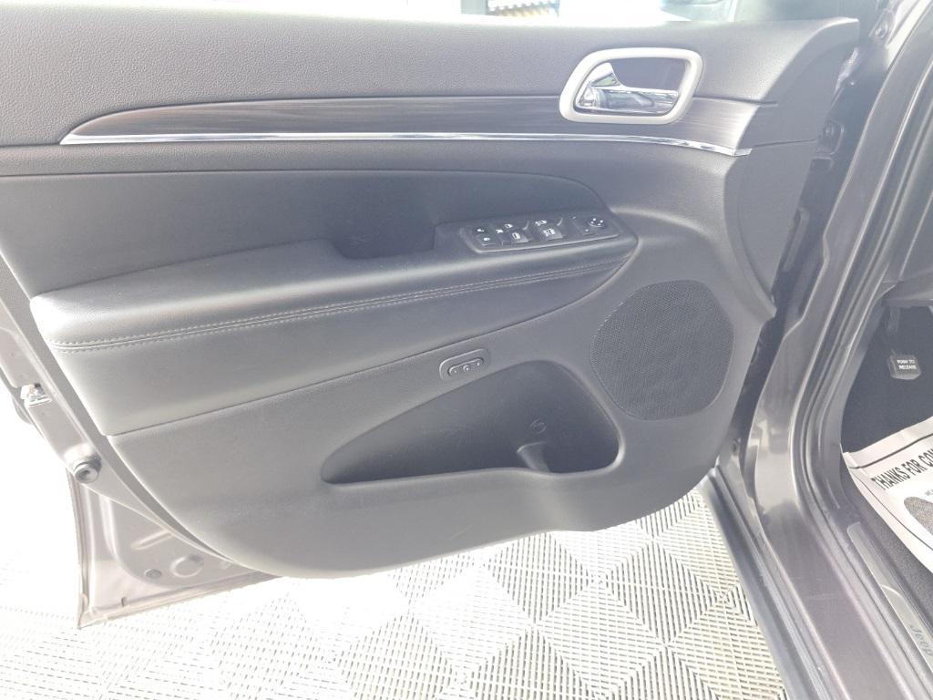 used 2021 Jeep Grand Cherokee car, priced at $21,645