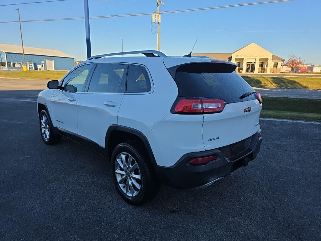 used 2015 Jeep Cherokee car, priced at $10,573