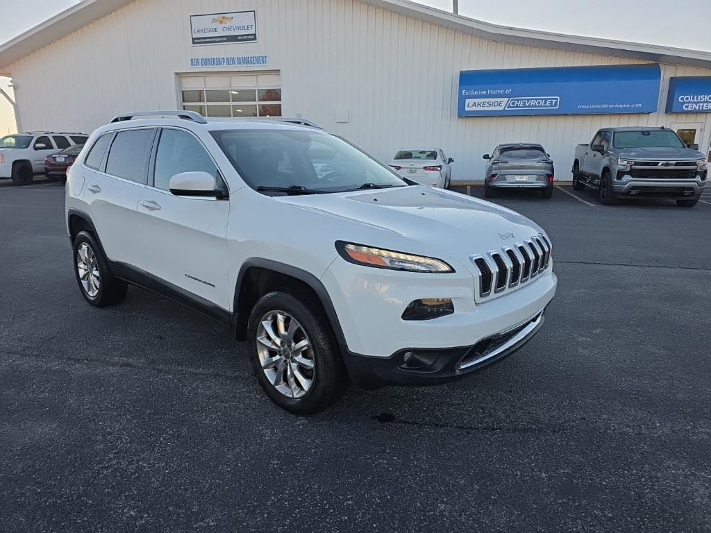 used 2015 Jeep Cherokee car, priced at $10,573