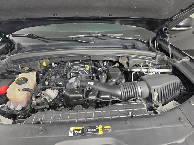 used 2023 Jeep Grand Cherokee car, priced at $30,489