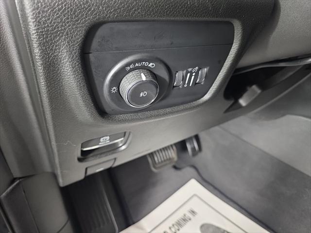 used 2023 Jeep Grand Cherokee car, priced at $30,489