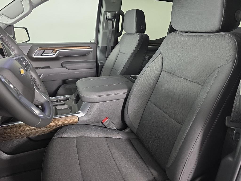 new 2025 Chevrolet Silverado 1500 car, priced at $62,630
