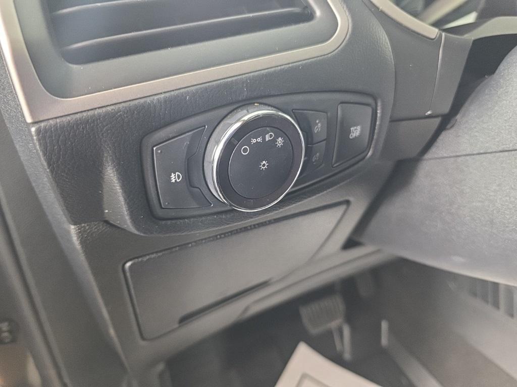 used 2020 Ford Edge car, priced at $13,999