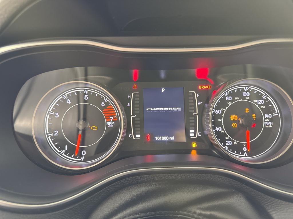 used 2020 Jeep Cherokee car, priced at $14,989