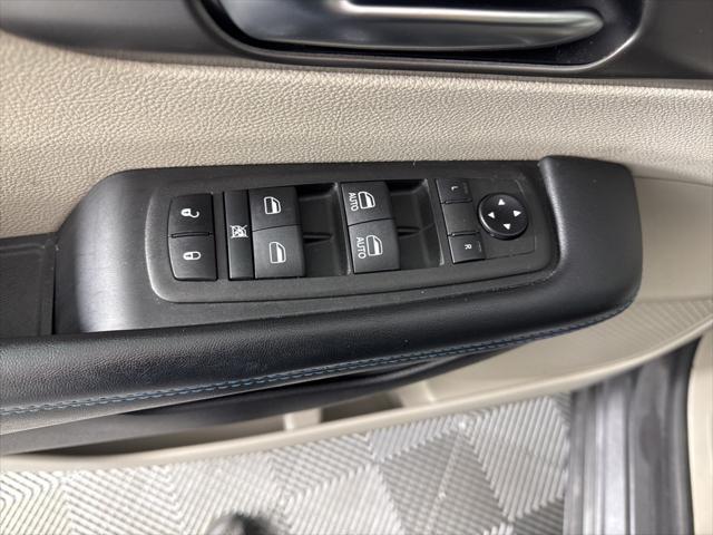 used 2021 Chrysler Pacifica car, priced at $22,891