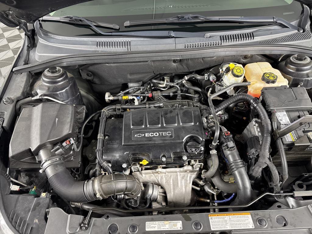 used 2014 Chevrolet Cruze car, priced at $9,768