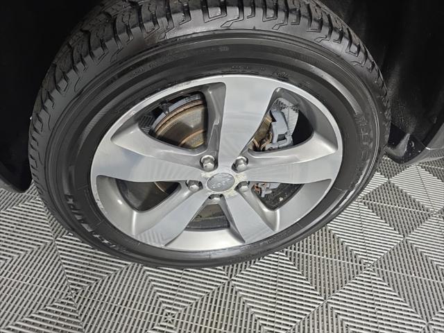 used 2014 Jeep Grand Cherokee car, priced at $9,994