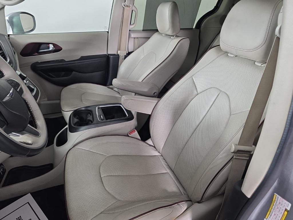 used 2020 Chrysler Pacifica car, priced at $23,225