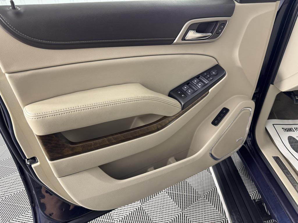 used 2019 GMC Yukon XL car, priced at $32,494