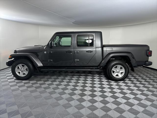 used 2021 Jeep Gladiator car, priced at $30,811