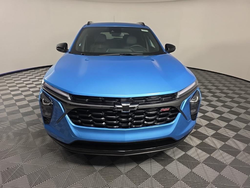 new 2025 Chevrolet Trax car, priced at $26,674