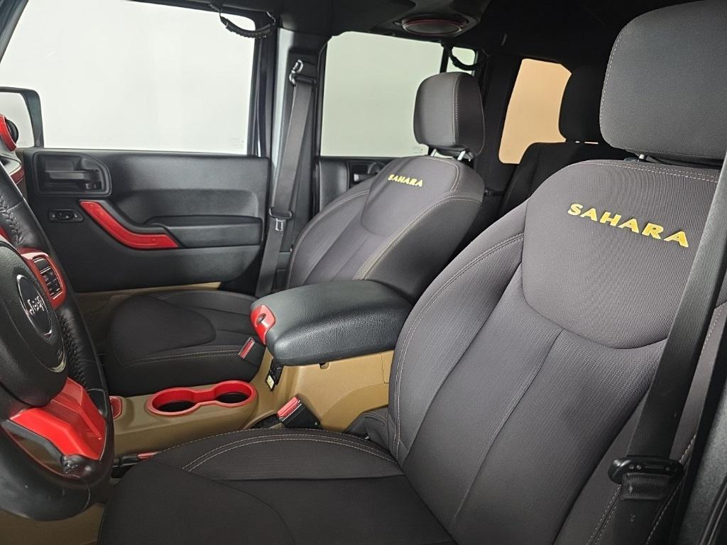 used 2013 Jeep Wrangler Unlimited car, priced at $15,788