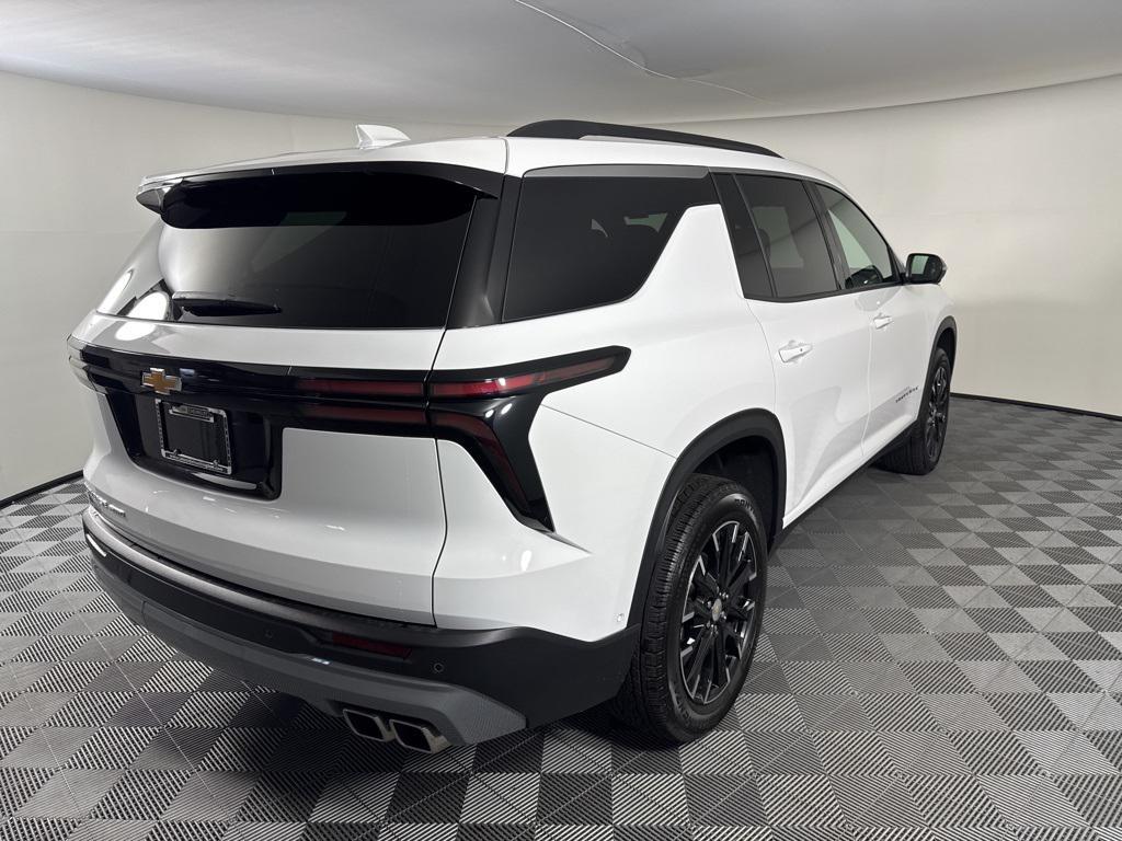 new 2025 Chevrolet Traverse car, priced at $50,211