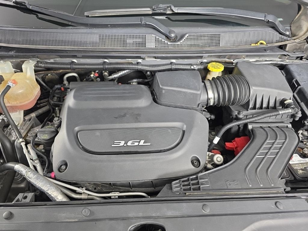 used 2018 Chrysler Pacifica car, priced at $13,845