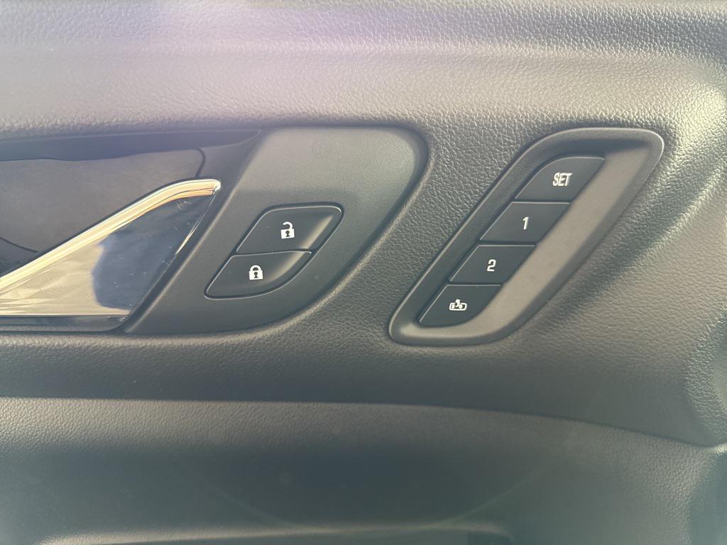 used 2022 GMC Acadia car, priced at $23,197