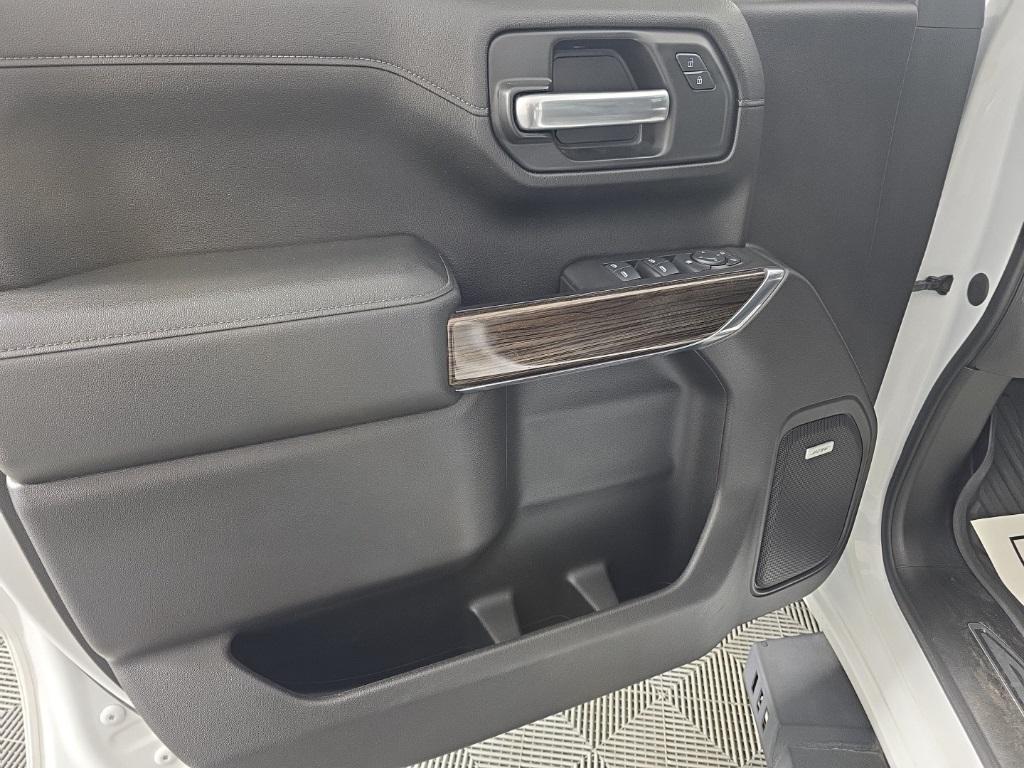 used 2021 Chevrolet Silverado 1500 car, priced at $33,555