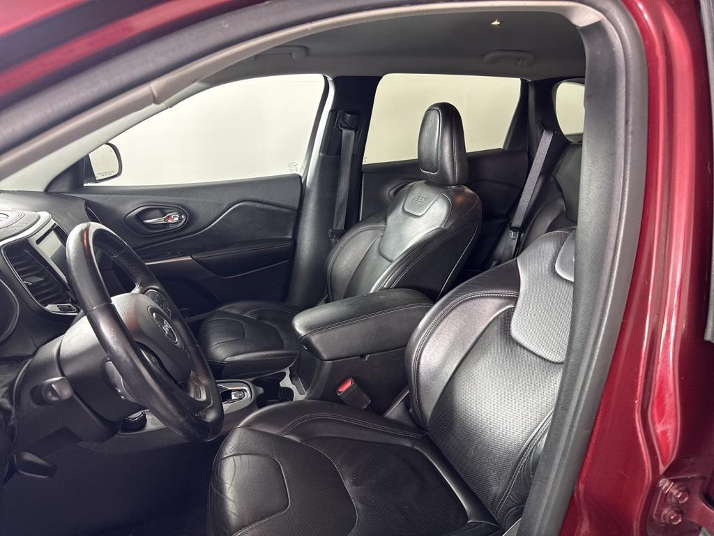 used 2019 Jeep Cherokee car, priced at $16,536