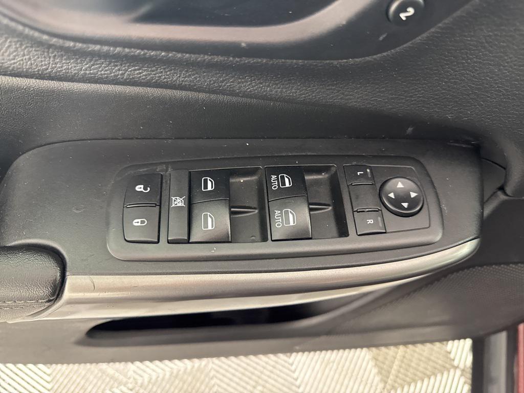 used 2019 Jeep Cherokee car, priced at $16,536