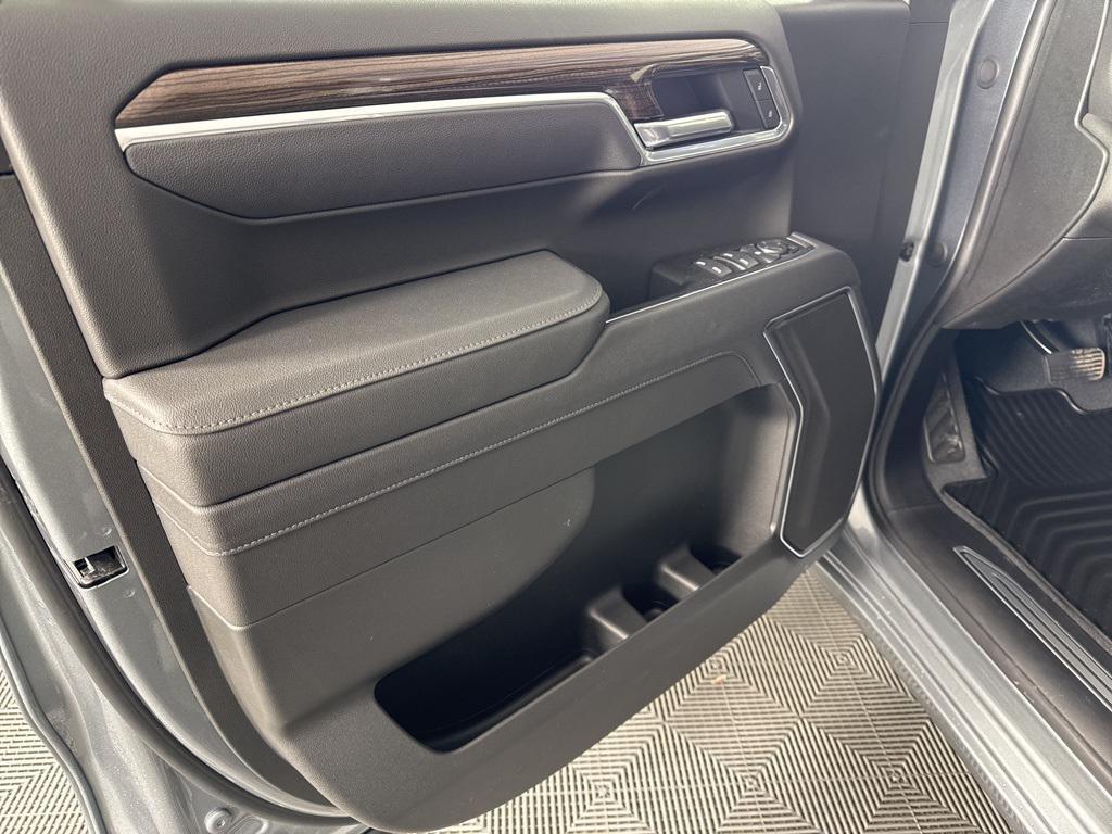 new 2025 Chevrolet Silverado 1500 car, priced at $60,430
