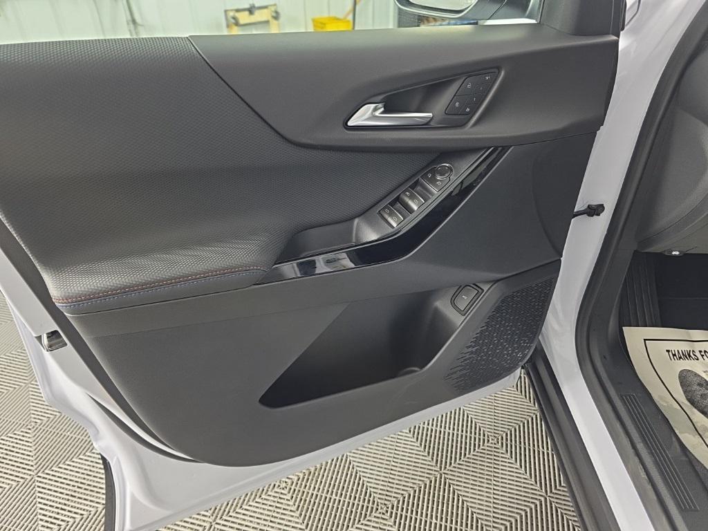 new 2026 Chevrolet Equinox car, priced at $39,340