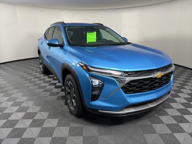 new 2025 Chevrolet Trax car, priced at $24,773