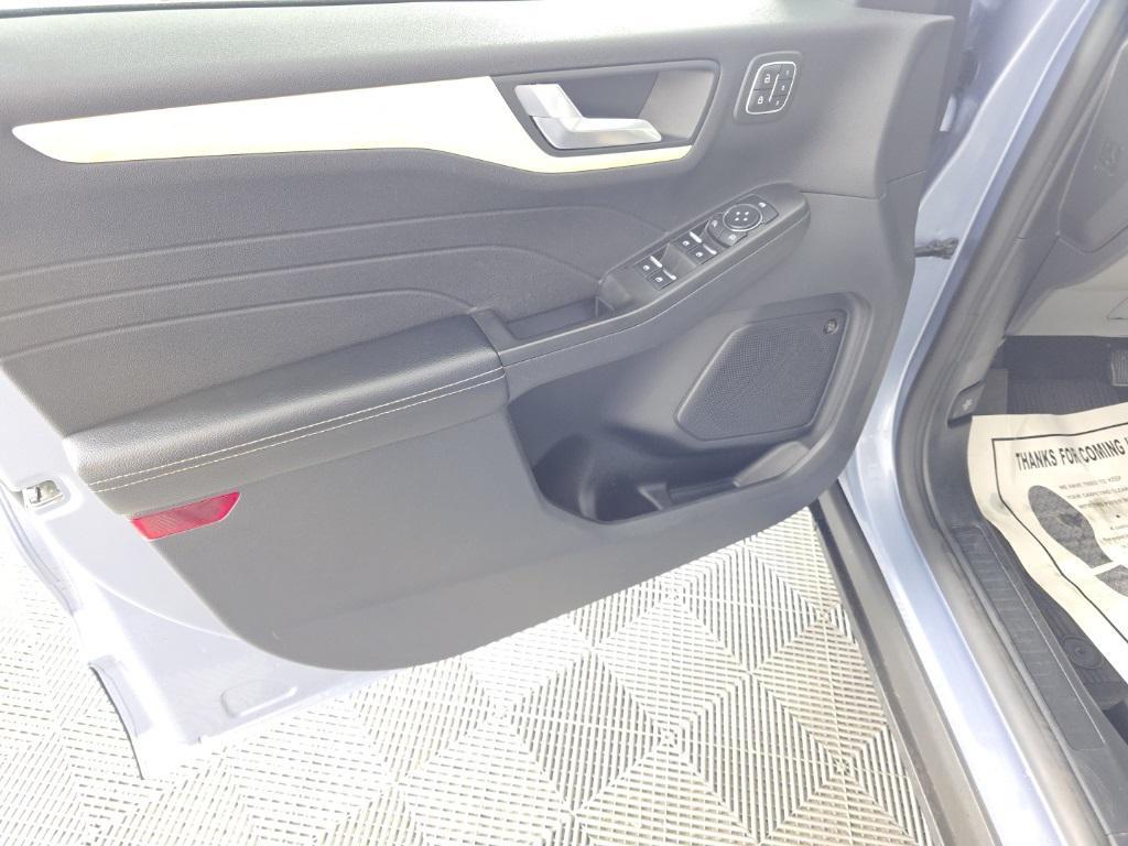 used 2022 Ford Escape car, priced at $23,994