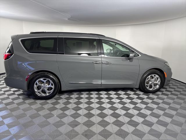 used 2022 Chrysler Pacifica car, priced at $27,651