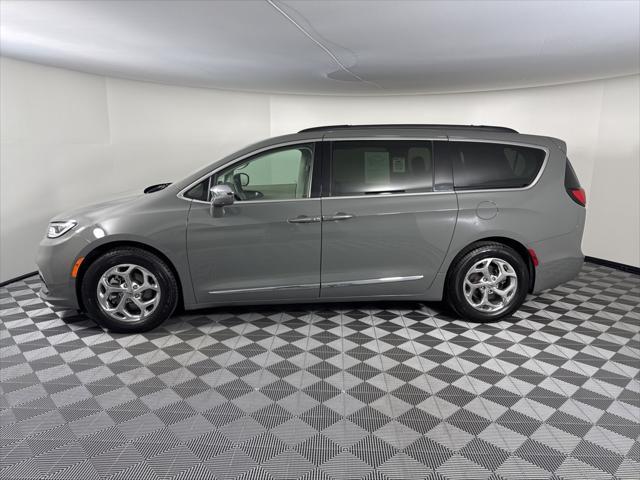 used 2022 Chrysler Pacifica car, priced at $27,651