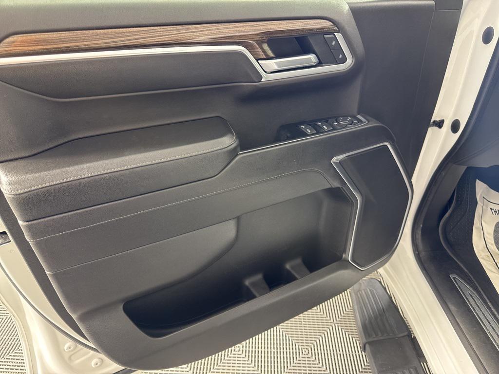 used 2022 Chevrolet Silverado 1500 car, priced at $34,491