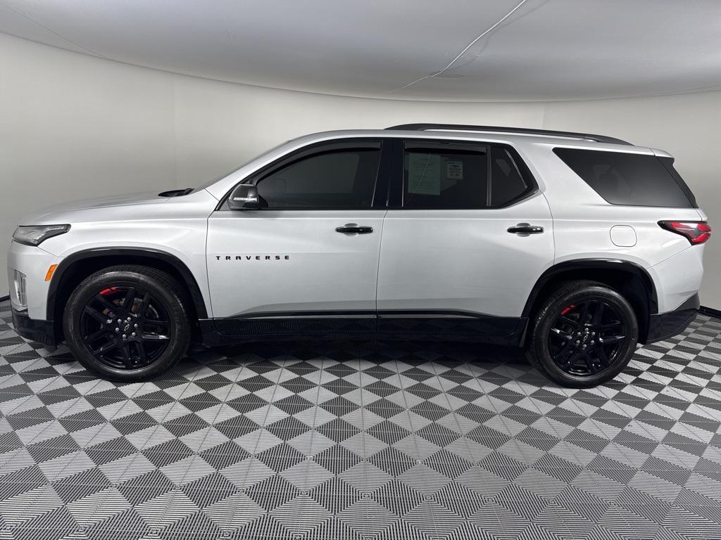used 2022 Chevrolet Traverse car, priced at $31,699