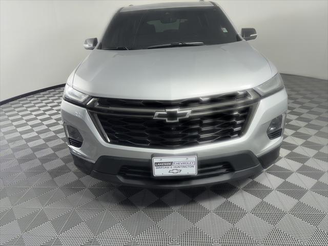 used 2022 Chevrolet Traverse car, priced at $32,873