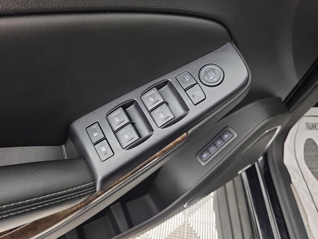 used 2015 Chevrolet Tahoe car, priced at $14,387