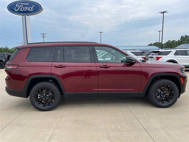 new 2024 Jeep Grand Cherokee L car, priced at $49,218